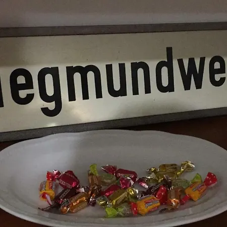 Διαμέρισμα Lovely Irnerio ❤ Flat Near S. Pietro ★