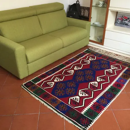 Διαμέρισμα Lovely Irnerio ❤ Flat Near S. Pietro ★